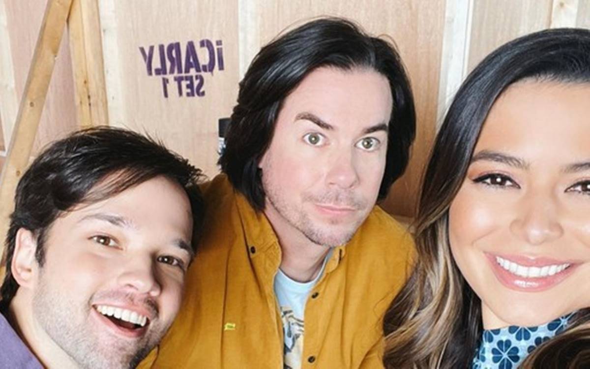 iCarly: atores fazem tour pelo cenário do revival da série – assista