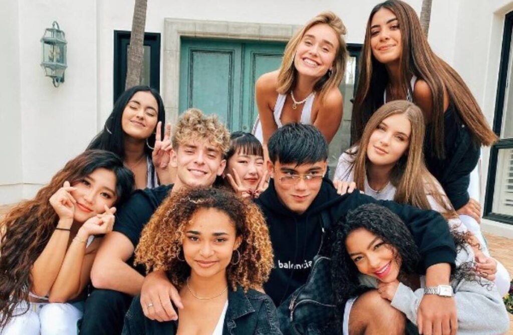 Now United