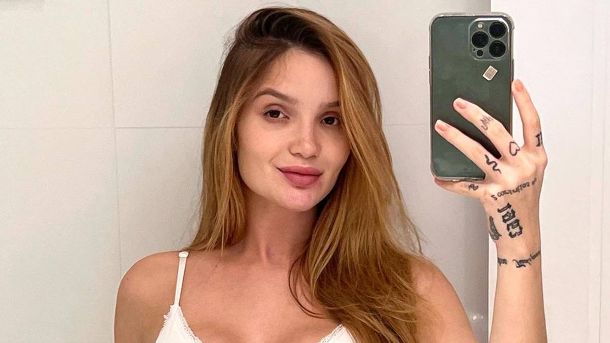 Anna Livya Padilha, a Menina Fantasma, dá à luz seu primeiro filho