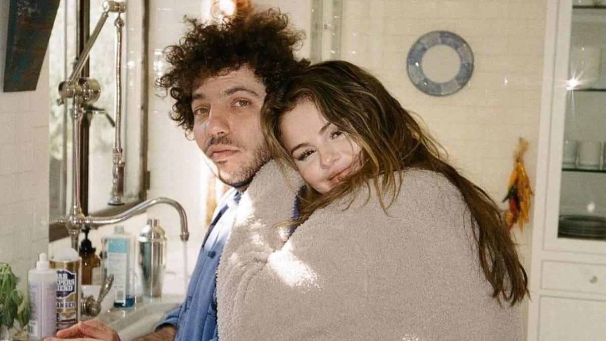 Benny Blanco, namorado de Selena Gomez, desabafa sobre críticas de sua aparência